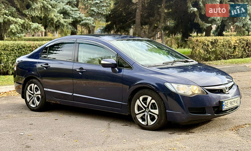 Седан Honda Civic 2008 в Каменском фото 10 Седан Honda Civic 2008 в Каменском