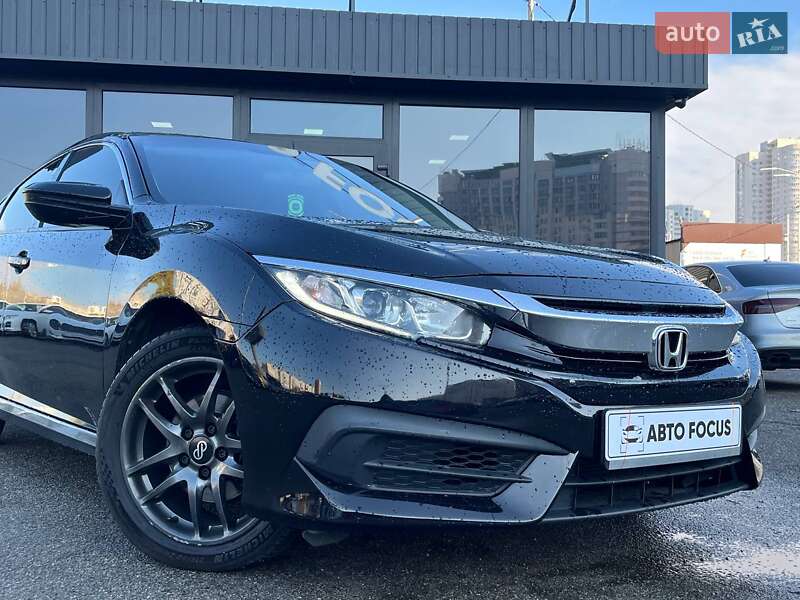 Седан Honda Civic 2017 в Киеве фото 2 Седан Honda Civic 2017 в Киеве