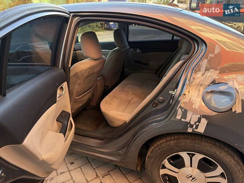 Седан Honda Civic 2013 в Ивано-Франковске фото 14 Седан Honda Civic 2013 в Ивано-Франковске