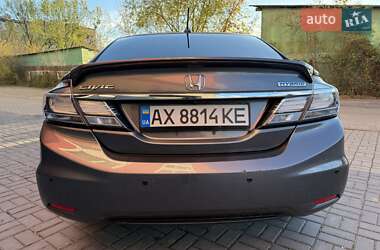 Седан Honda Civic 2013 в  фото 5 Седан Honda Civic 2013 в