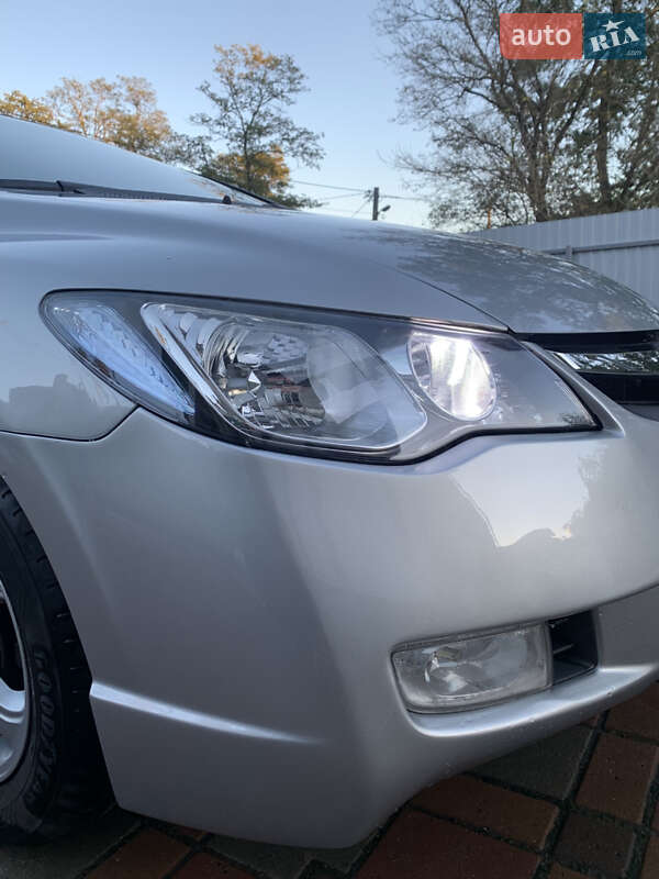 Седан Honda Civic 2006 в Житомире фото 5 Седан Honda Civic 2006 в Житомире