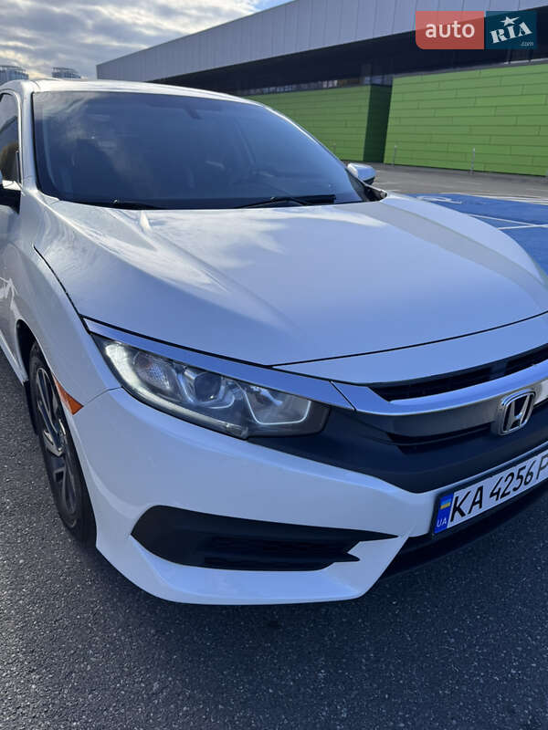 Седан Honda Civic 2017 в Киеве фото 8 Седан Honda Civic 2017 в Киеве