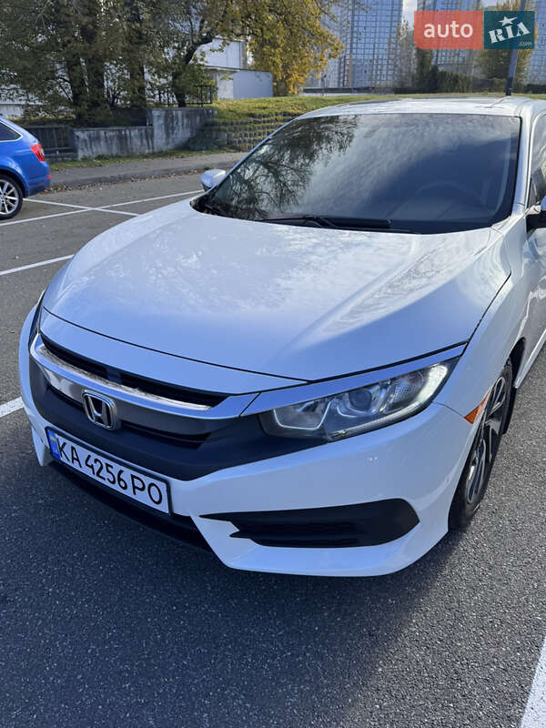 Седан Honda Civic 2017 в Киеве фото 9 Седан Honda Civic 2017 в Киеве