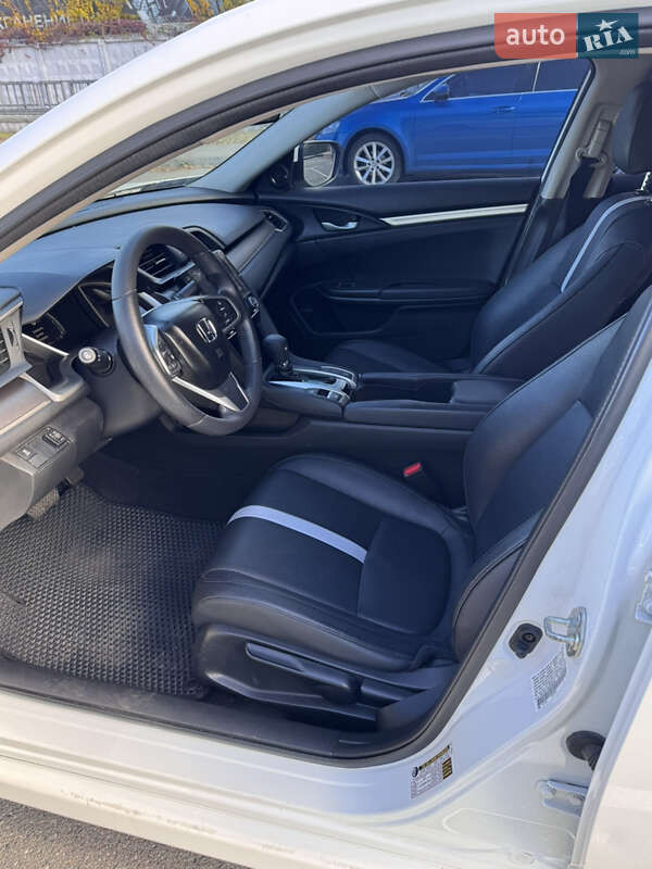 Седан Honda Civic 2017 в Киеве фото 16 Седан Honda Civic 2017 в Киеве