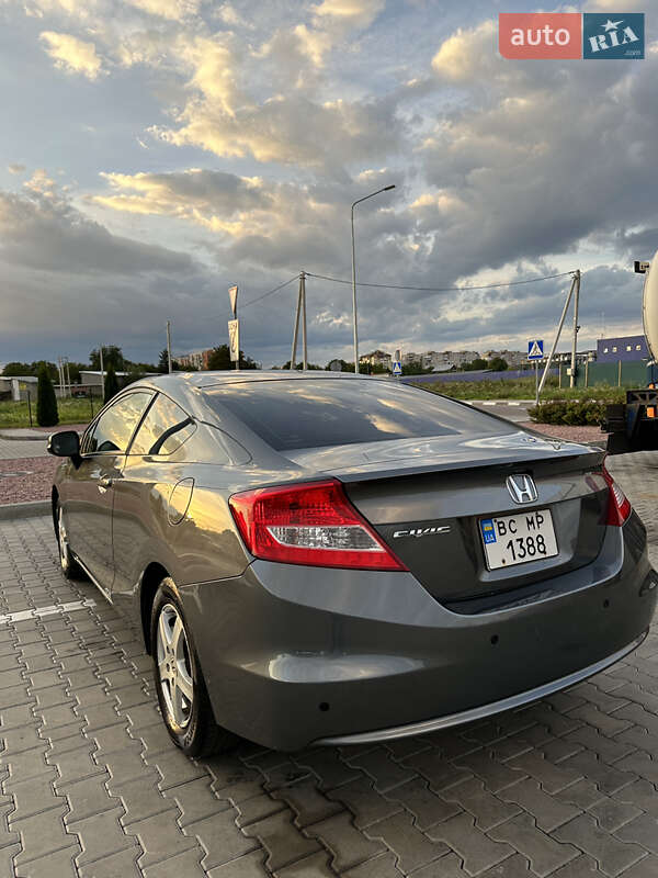 Купе Honda Civic 2011 в Киеве фото 5 Купе Honda Civic 2011 в Киеве