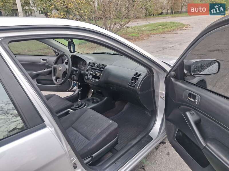 Седан Honda Civic 2004 в Кременчуці фото 3 Седан Honda Civic 2004 в Кременчуці