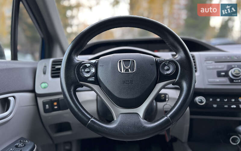 Седан Honda Civic 2011 в Львове фото 11 Седан Honda Civic 2011 в Львове