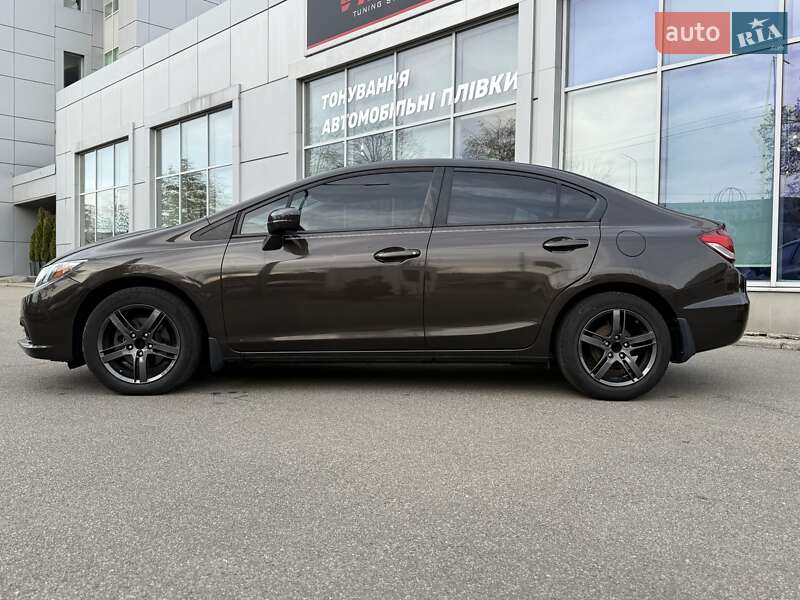 Седан Honda Civic 2014 в Киеве