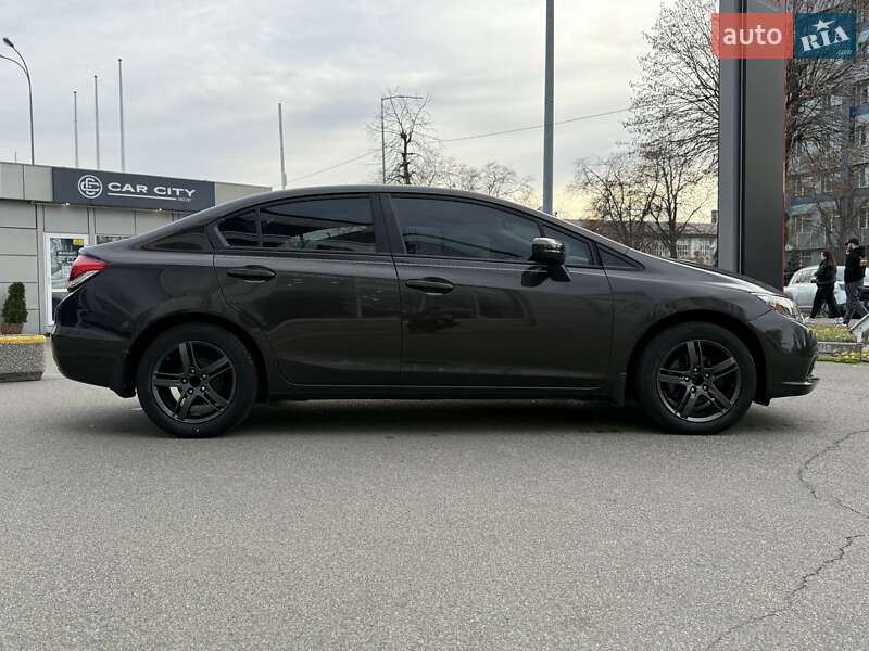 Седан Honda Civic 2014 в Киеве