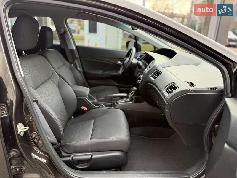Седан Honda Civic 2014 в Киеве