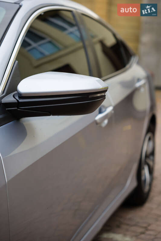 Седан Honda Civic 2020 в Киеве фото 25 Седан Honda Civic 2020 в Киеве