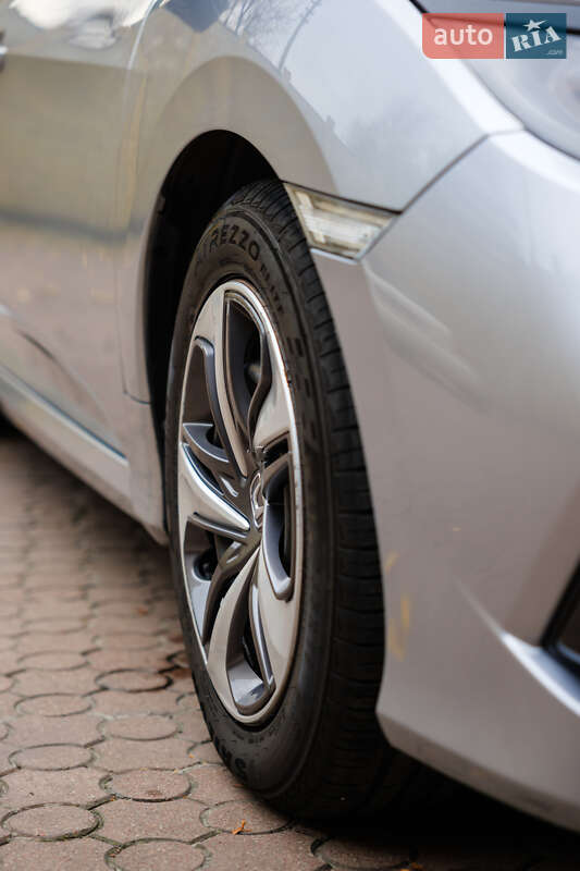 Седан Honda Civic 2020 в Киеве фото 27 Седан Honda Civic 2020 в Киеве