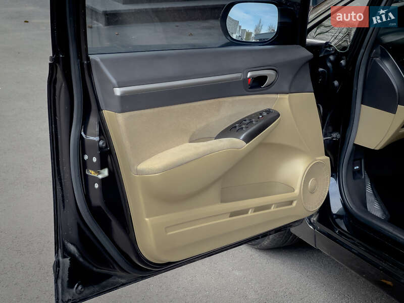 Седан Honda Civic 2008 в Киеве фото 19 Седан Honda Civic 2008 в Киеве