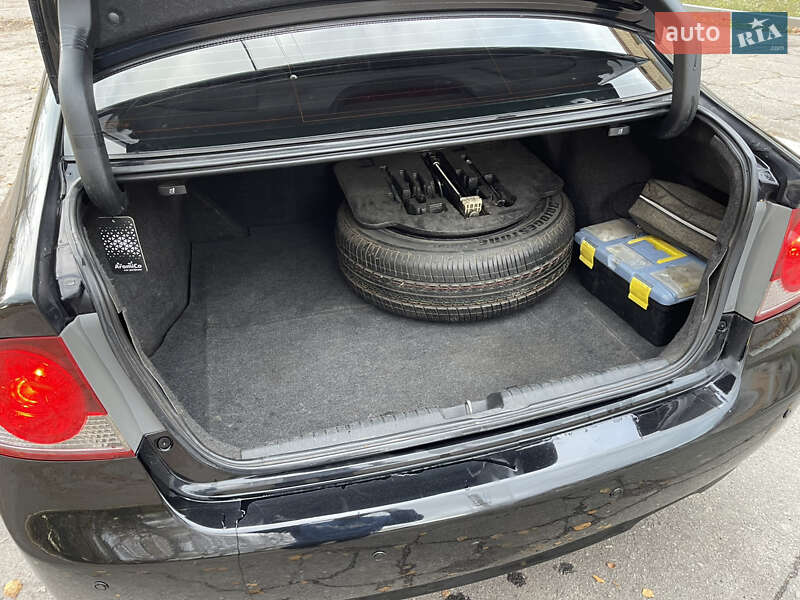 Седан Honda Civic 2006 в Чутовому