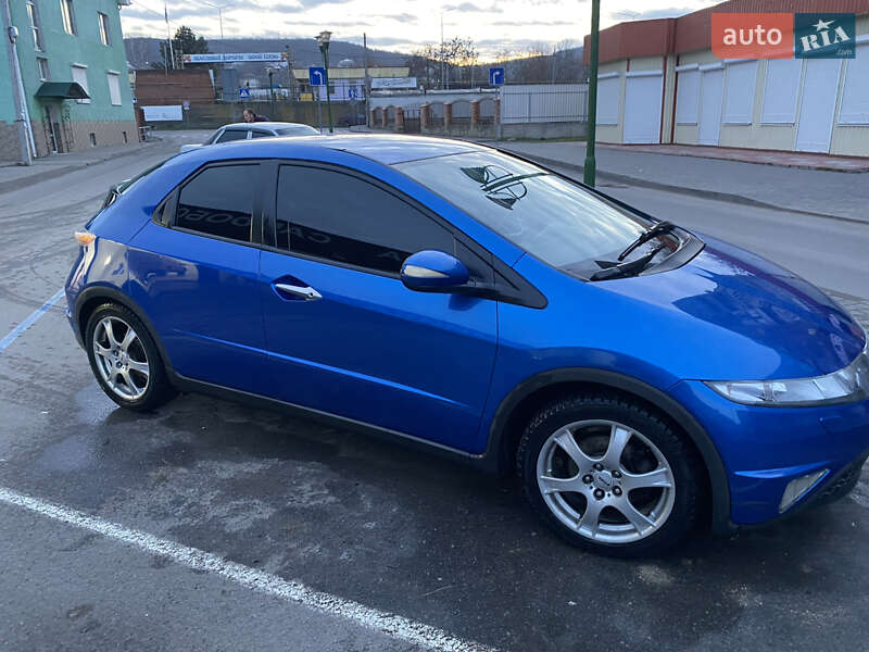 Хэтчбек Honda Civic 2007 в Могилев-Подольске фото 16 Хэтчбек Honda Civic 2007 в Могилев-Подольске