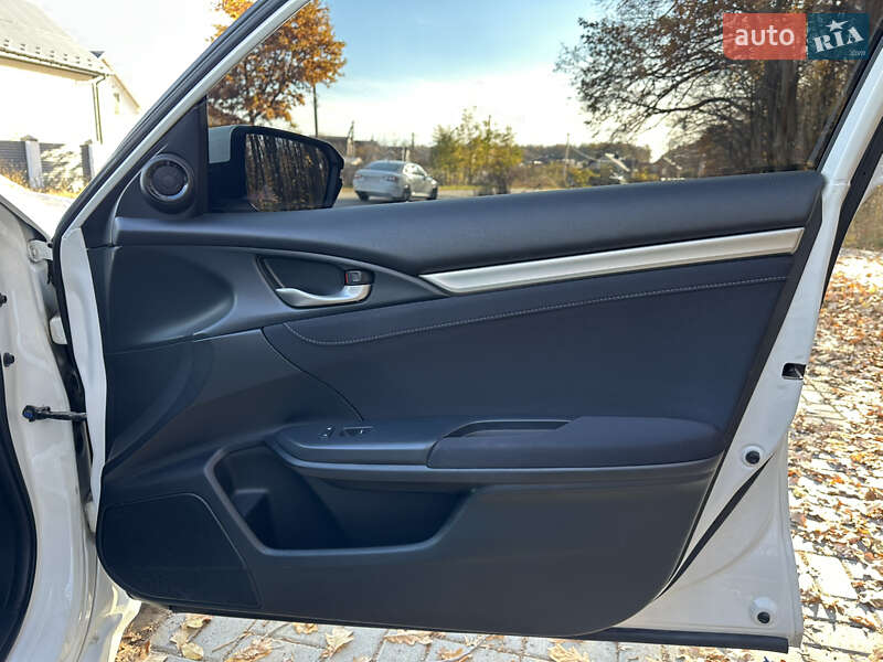 Седан Honda Civic 2017 в Виннице