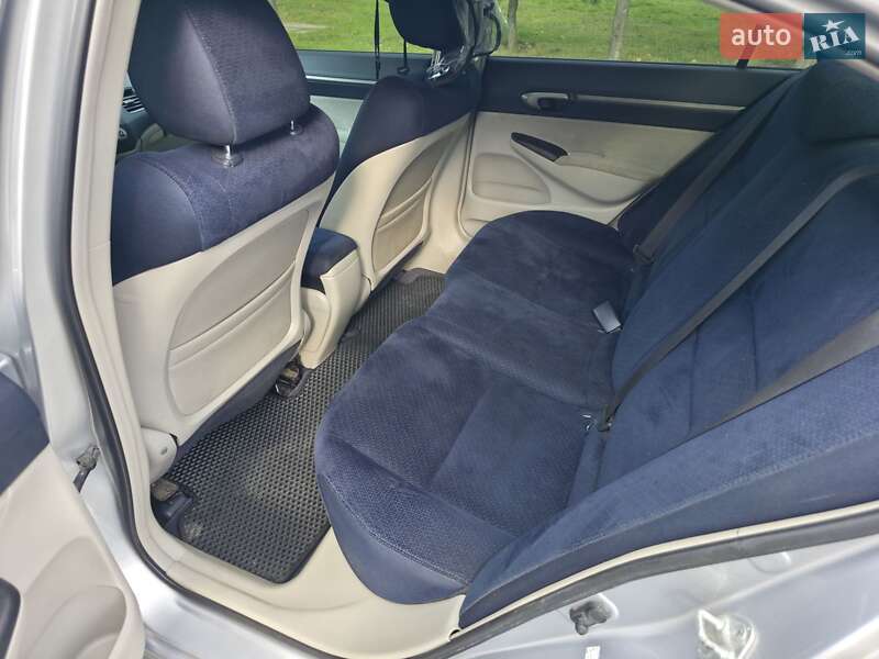 Седан Honda Civic 2006 в Измаиле фото 14 Седан Honda Civic 2006 в Измаиле