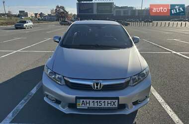 Седан Honda Civic 2012 в Києві