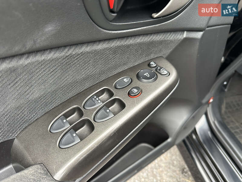 Седан Honda Civic 2010 в Києві фото 35 Седан Honda Civic 2010 в Києві