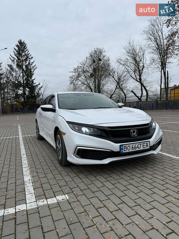 Седан Honda Civic 2019 в Тернополе