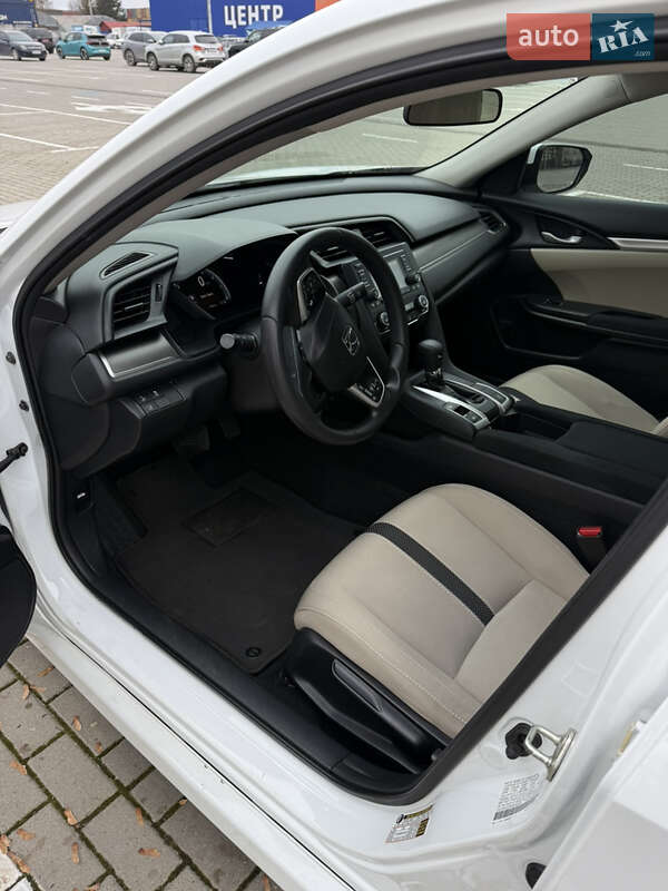 Седан Honda Civic 2019 в Тернополе