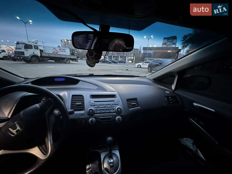 Седан Honda Civic 2008 в Дніпрі