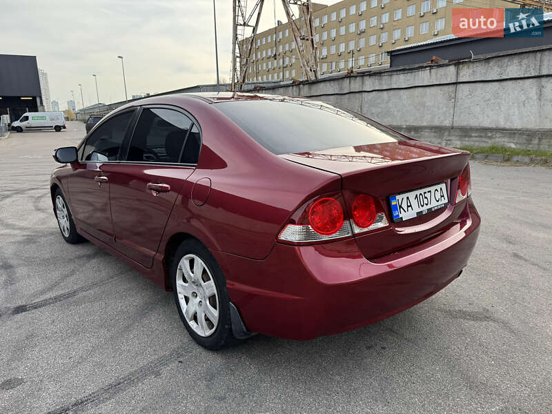 Седан Honda Civic 2008 в Киеве