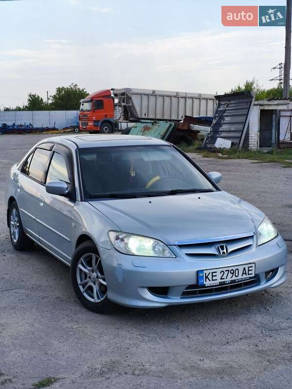 Седан Honda Civic 2004 в Царичанке