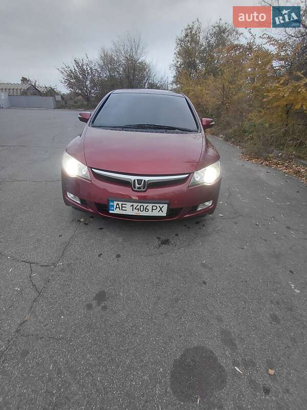 Седан Honda Civic 2008 в Днепре