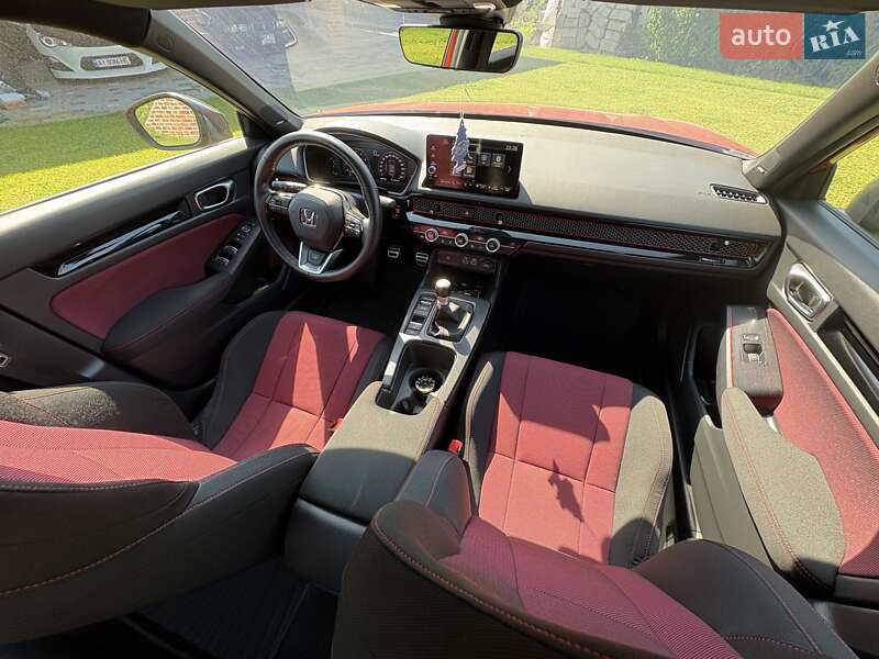 Седан Honda Civic 2022 в Киеве