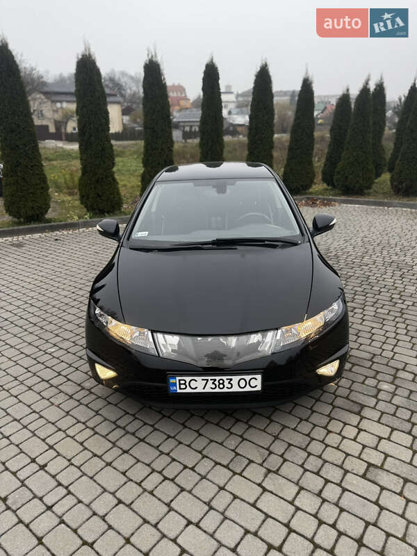 Хэтчбек Honda Civic 2006 в Львове фото 3 Хэтчбек Honda Civic 2006 в Львове
