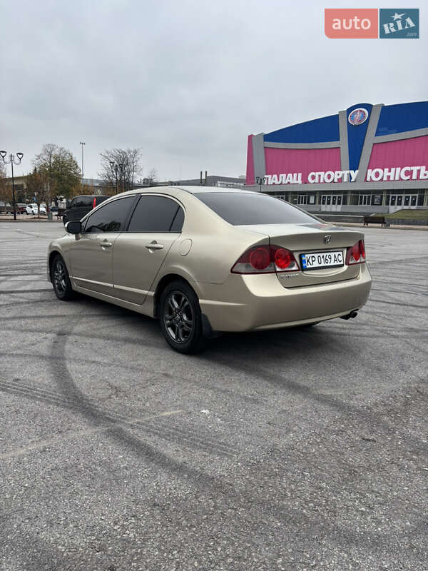 Седан Honda Civic 2008 в Запоріжжі