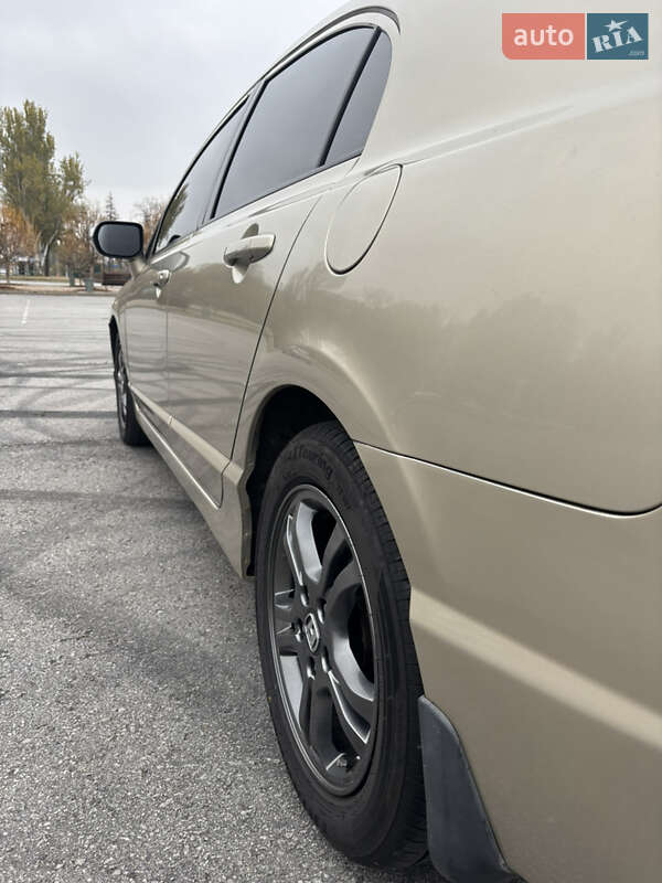 Седан Honda Civic 2008 в Запоріжжі