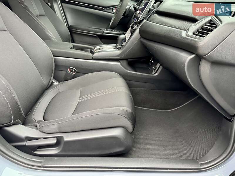 Хэтчбек Honda Civic 2019 в Киеве