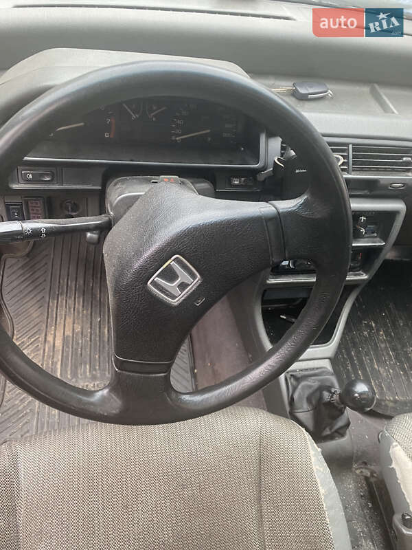 Седан Honda Civic 1988 в Могилів-Подільському