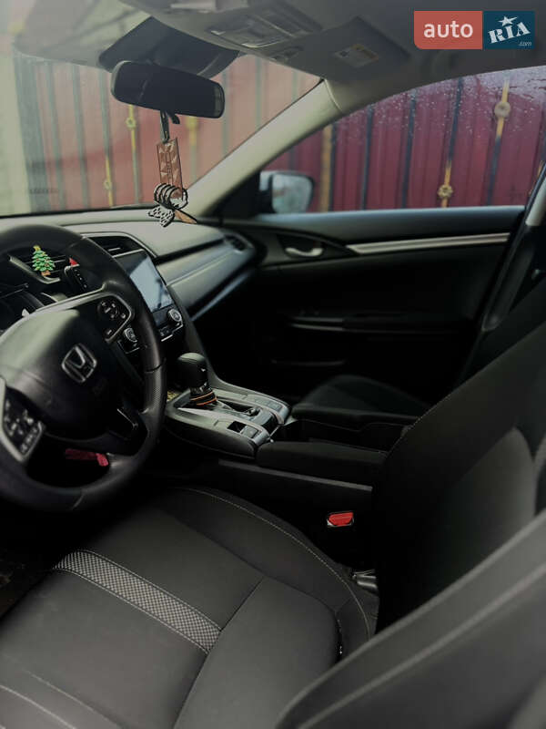 Седан Honda Civic 2020 в Киеве