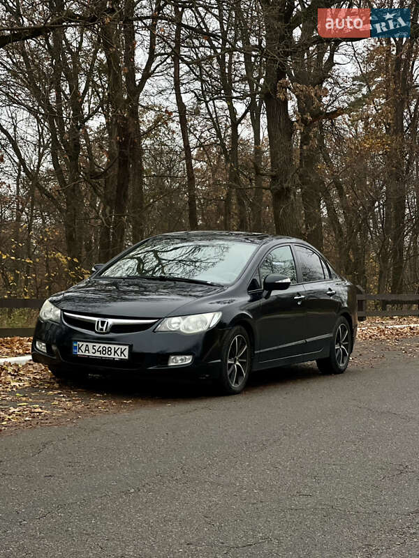 Седан Honda Civic 2008 в Киеве