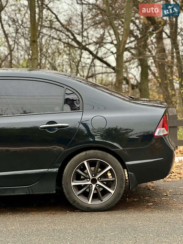 Седан Honda Civic 2008 в Киеве