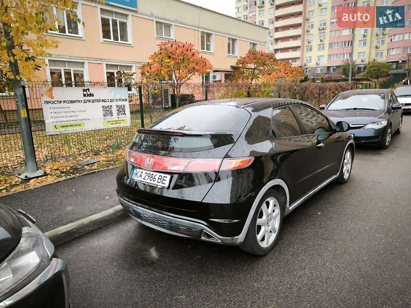 Хетчбек Honda Civic 2008 в Києві