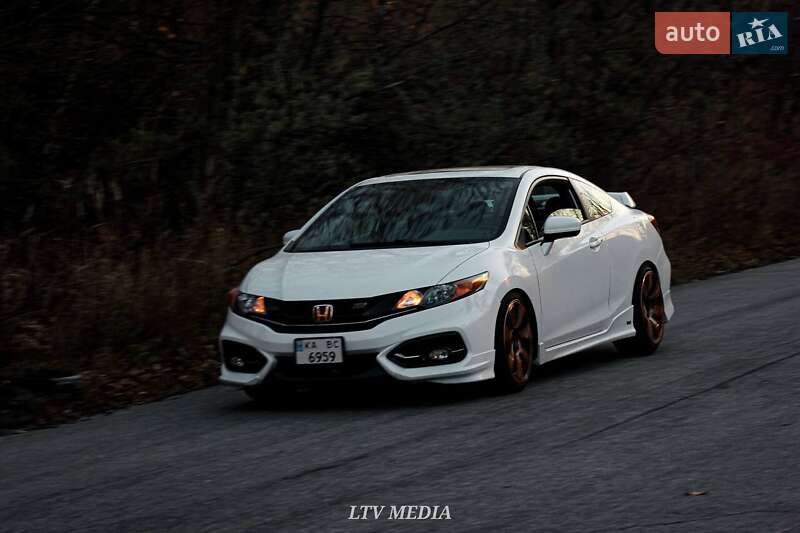 Купе Honda Civic 2015 в Києві