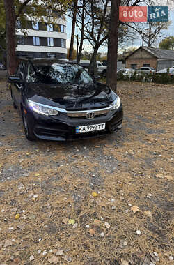 Седан Honda Civic 2016 в Киеве