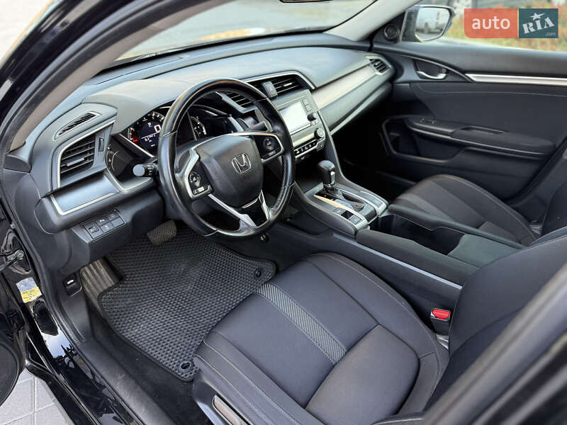 Седан Honda Civic 2018 в Львове фото 23 Седан Honda Civic 2018 в Львове