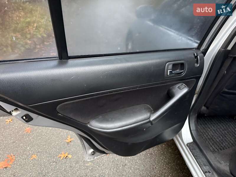 Седан Honda Civic 2005 в Києві фото 13 Седан Honda Civic 2005 в Києві