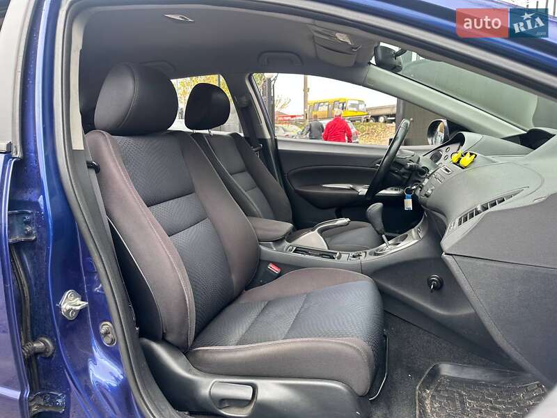 Хэтчбек Honda Civic 2010 в Киеве фото 12 Хэтчбек Honda Civic 2010 в Киеве