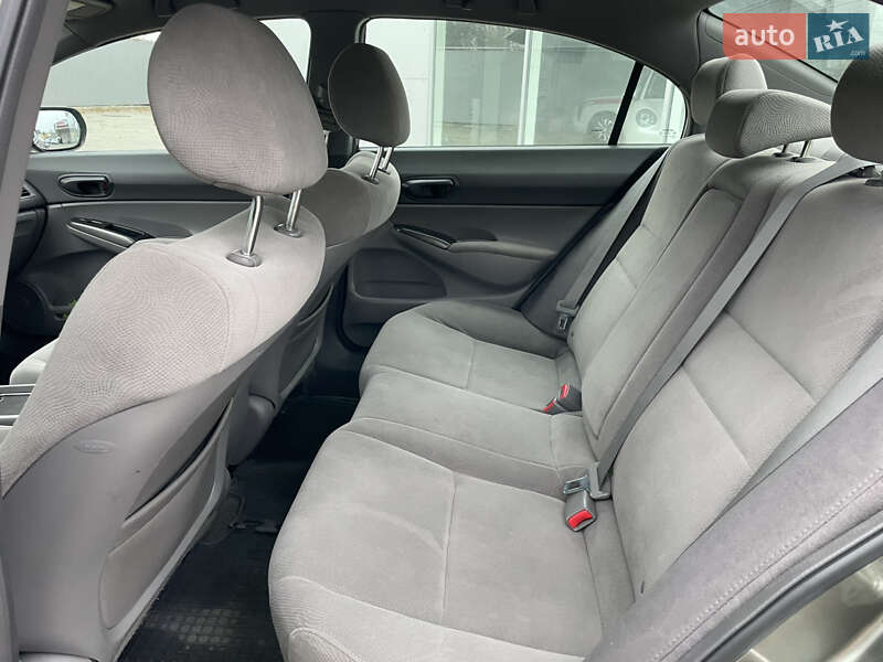 Седан Honda Civic 2008 в Полтаве