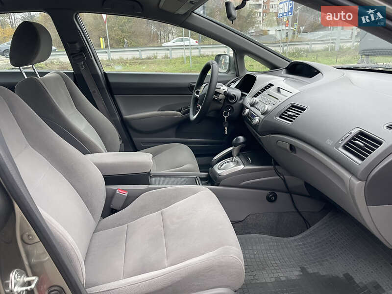 Седан Honda Civic 2008 в Полтаве