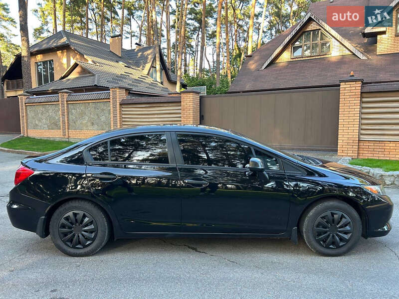 Седан Honda Civic 2011 в Чернигове фото 10 Седан Honda Civic 2011 в Чернигове