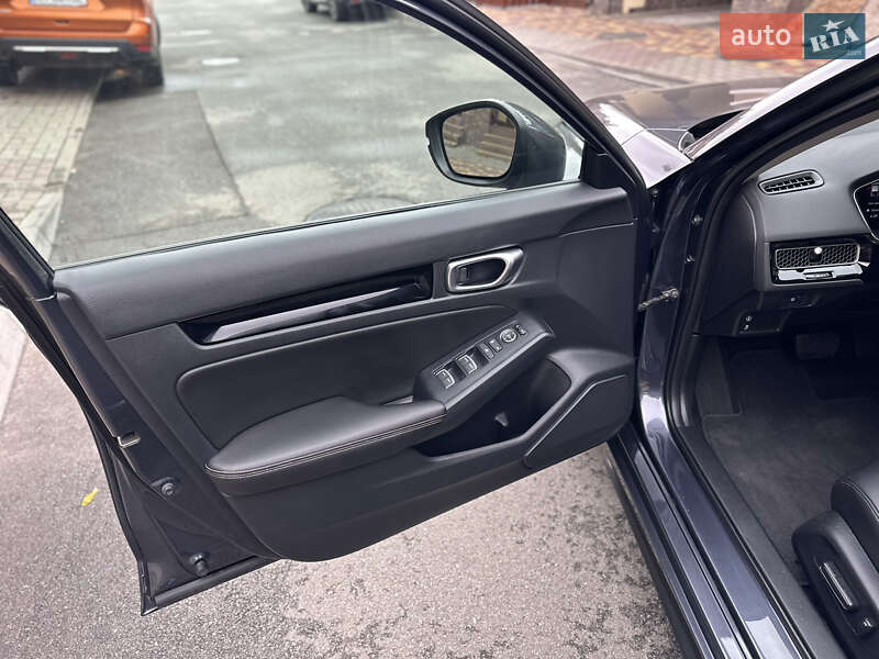 Хэтчбек Honda Civic 2023 в Броварах фото 13 Хэтчбек Honda Civic 2023 в Броварах