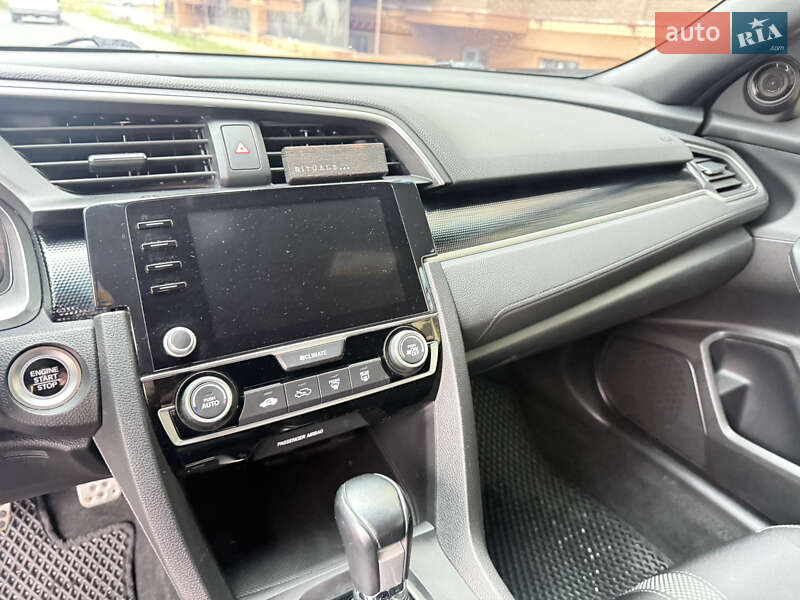 Купе Honda Civic 2018 в Чернигове фото 39 Купе Honda Civic 2018 в Чернигове