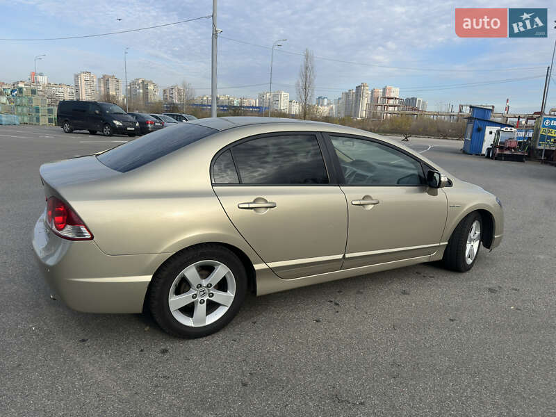 Седан Honda Civic 2008 в Киеве